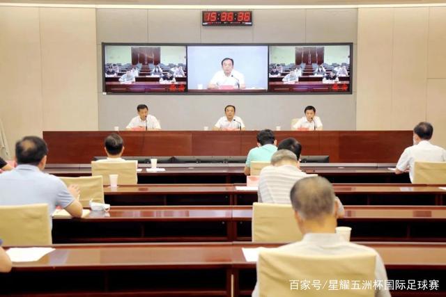 上海男篮重磅官宣！张镇麟等6名球员续约，4位年轻小将晋升，4人离队
