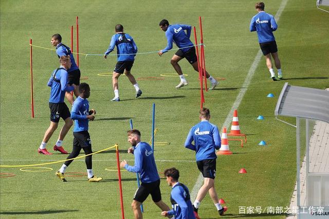 克劳德加盟法国ASVEL球队 结束NBA生涯后首次海外征战