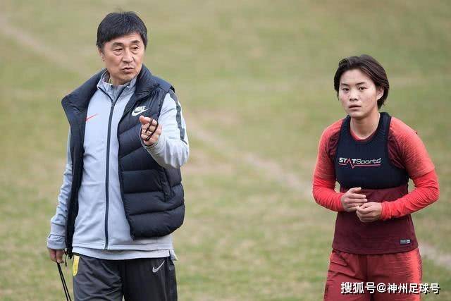 国际米兰新星崭露头角，助力卫冕之路