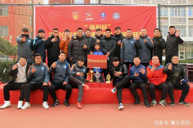 字母哥与诺里斯·科尔重聚：昔日球迷如今成对手